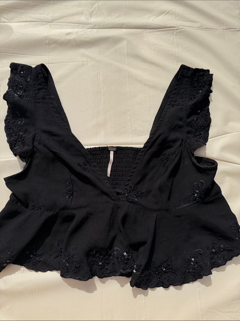 FREE PEOPLE - Black Embroidered Ruffle Crop Top